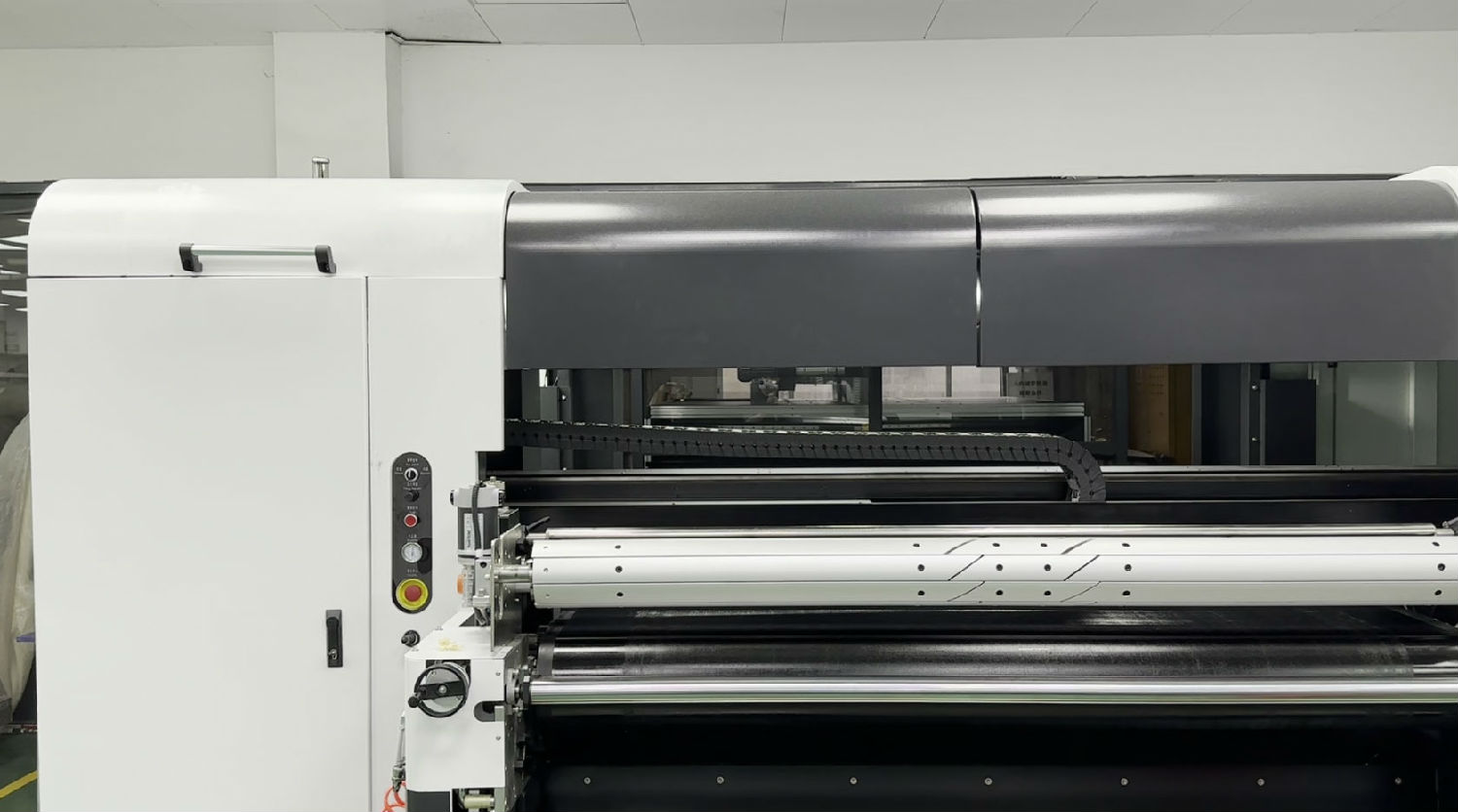 如(rú)何評估新(xin)數碼印花(hua)機的精度(dù)和分辨率(lü)?