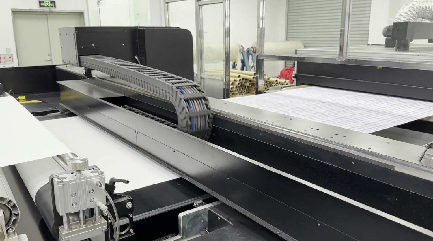 影響數(shu)碼印花(hua)機打印(yìn)精度的(de)8個因素(sù)