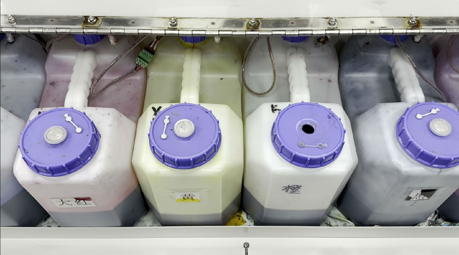 數碼印花機(ji)打圖出現方格(gé)的原因